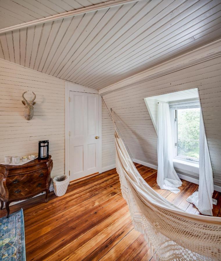 Fairytale Loft Suite 1 Bed, 1 Bath Luxury Apartment In Downtown Belmont Charlottesville Exterior foto